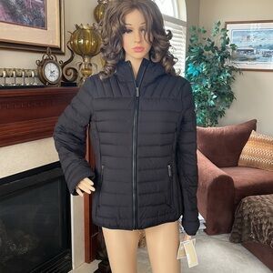Brand New Michael Kors Ultra Lightweight Genuine Down Fill Zippered Black Jacket